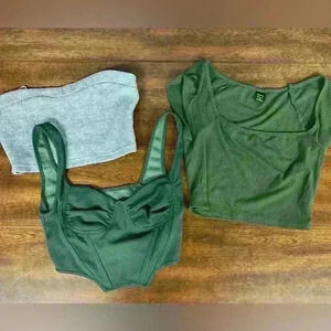 Women’s lot of Shein Crop tops. Size small